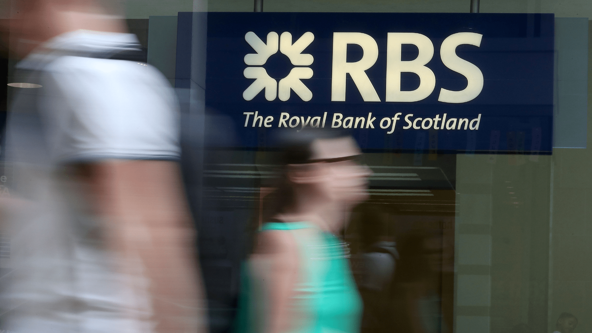 'A disgrace' - RBS confirms closing date for branch near major Scots city as locals left furious