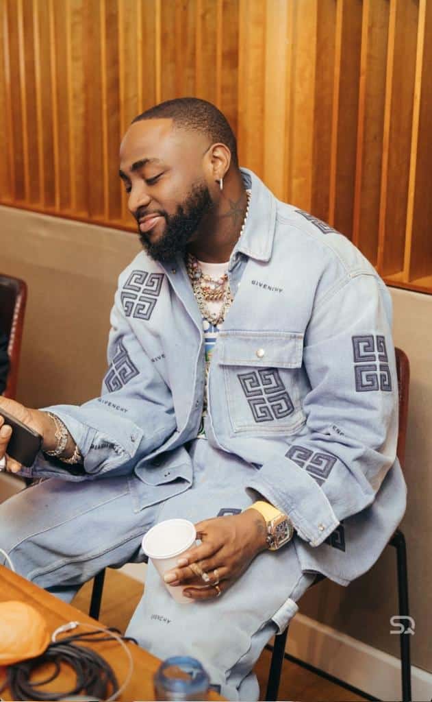 Davido boasts as Wizkid fails to break his record on Spotify