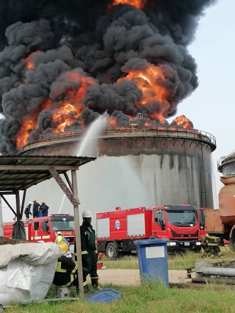 Fear grips residents as fire envelops factory in Lagos