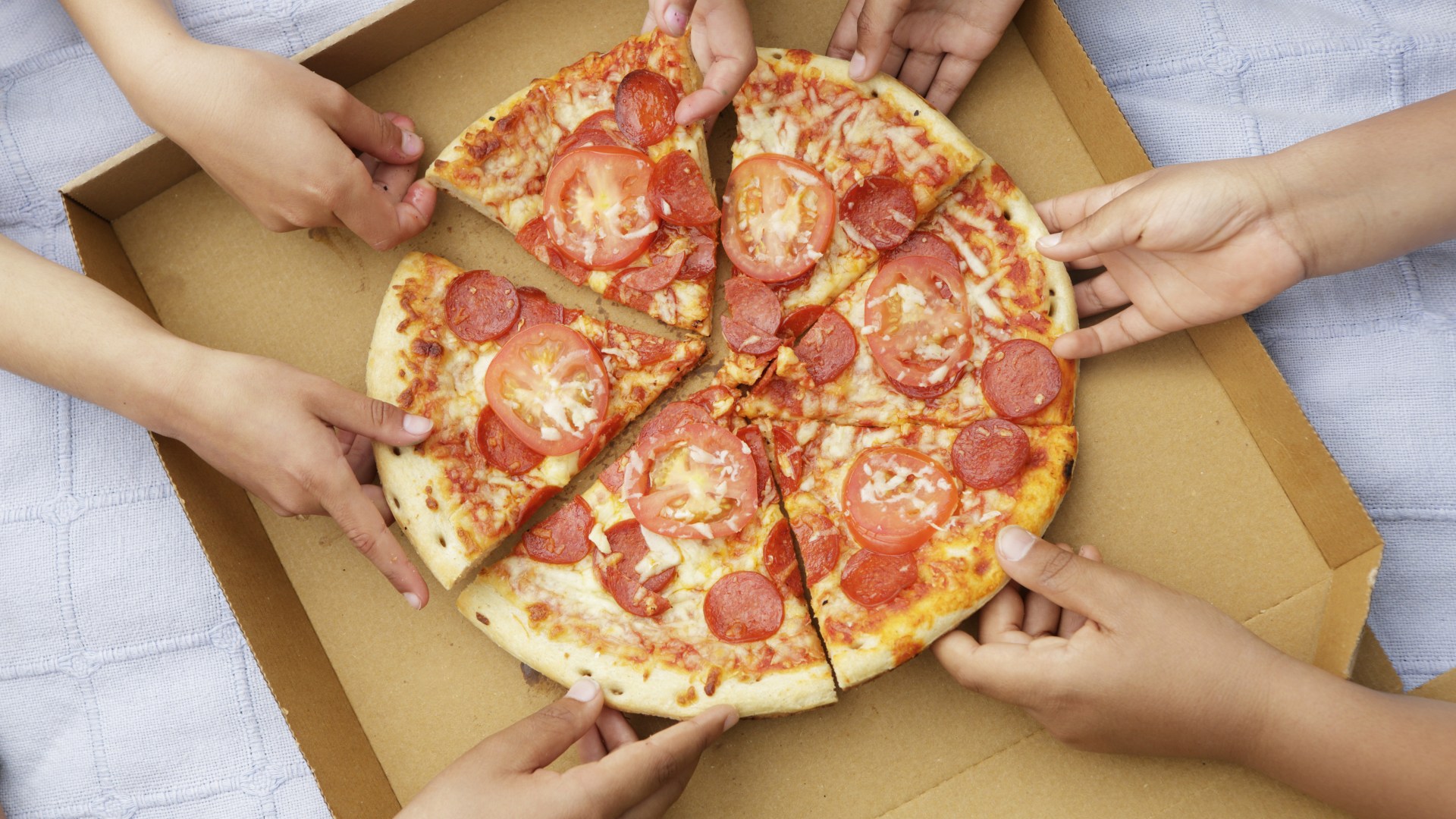 'It looks beautiful!', pizza version of US snack favourite returns to UK supermarket just in time for Christmas