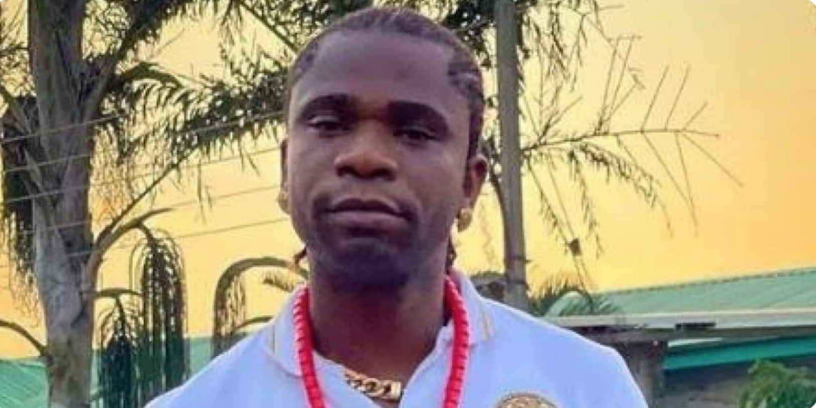 Just In: Police arrest popular Nigerian singer, Speed Darlington