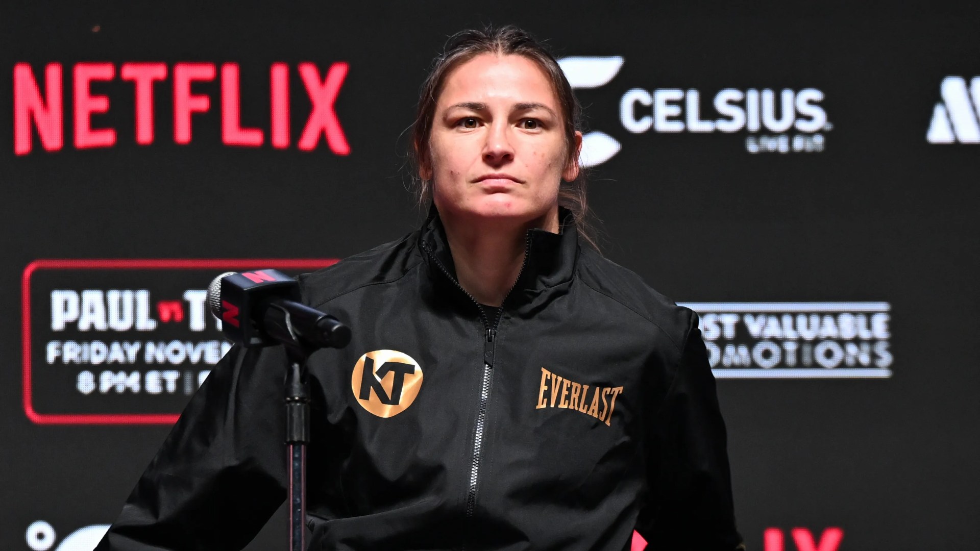 What is Katie Taylor's boxing record going into her rematch on the Jake Paul vs Mike Tyson undercard?