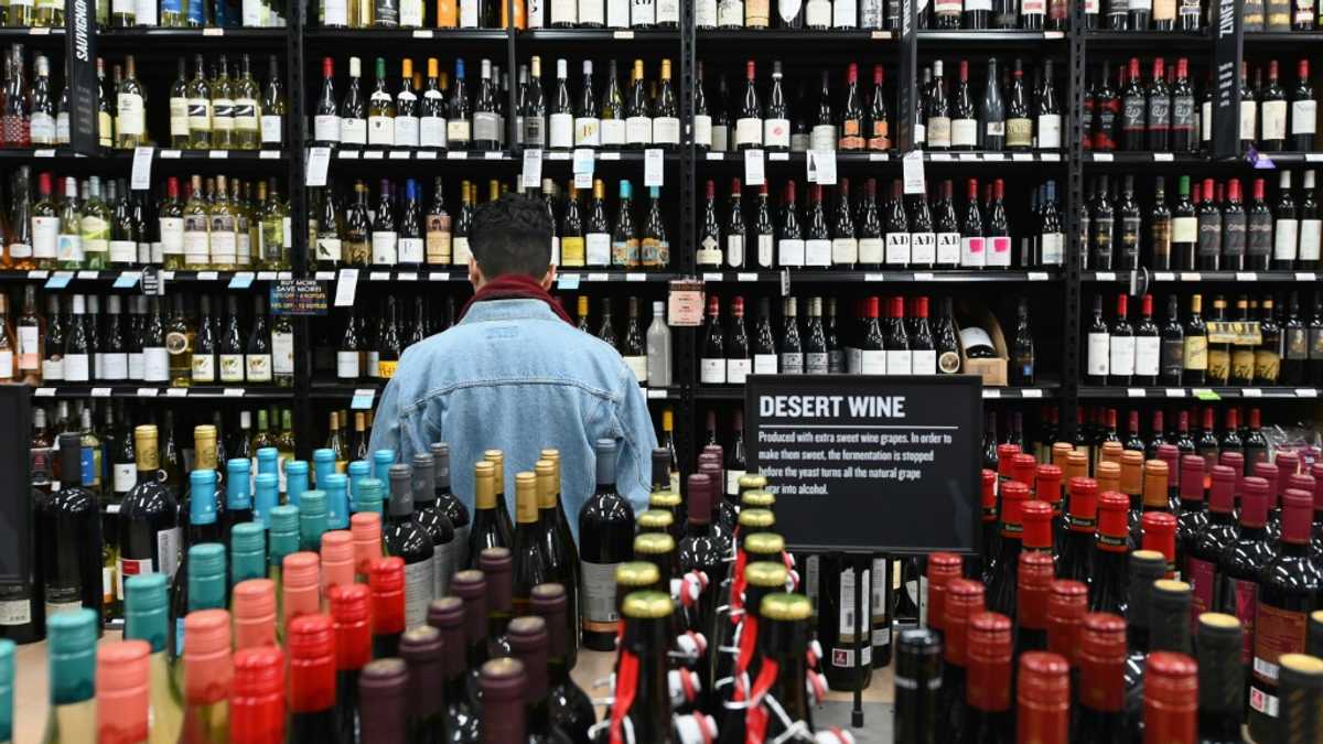 US wine merchants urge exclusions from blanket tariffs