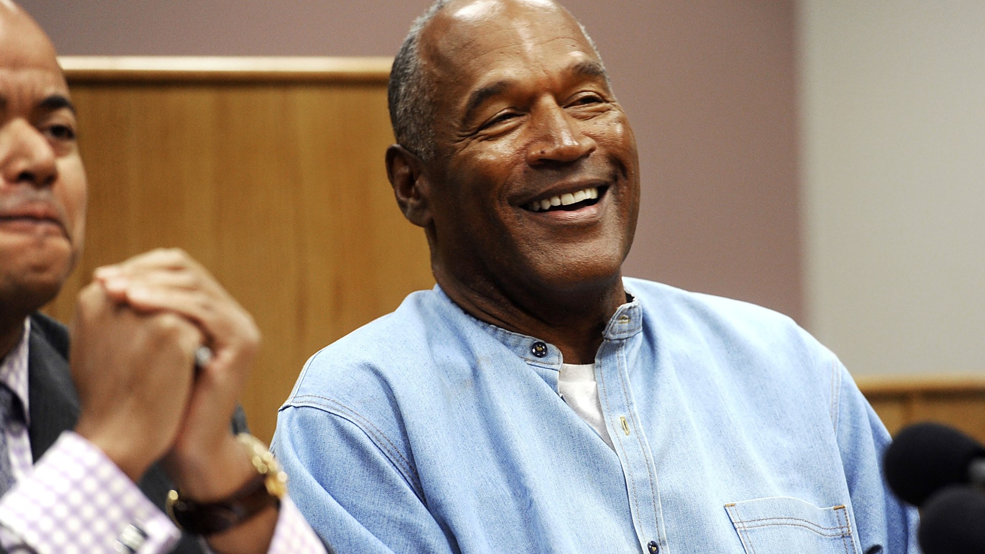 OJ Simpson 'confessed to murders' in secret recording ex- bodyguard claims as cops seize thumb drive in shocking twist