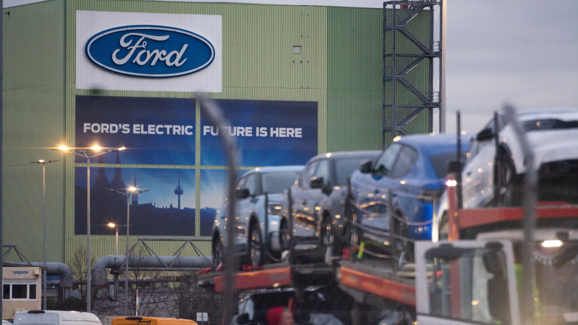 Ford boss says Government's 'aggressive' Net Zero rules are hitting British car industry