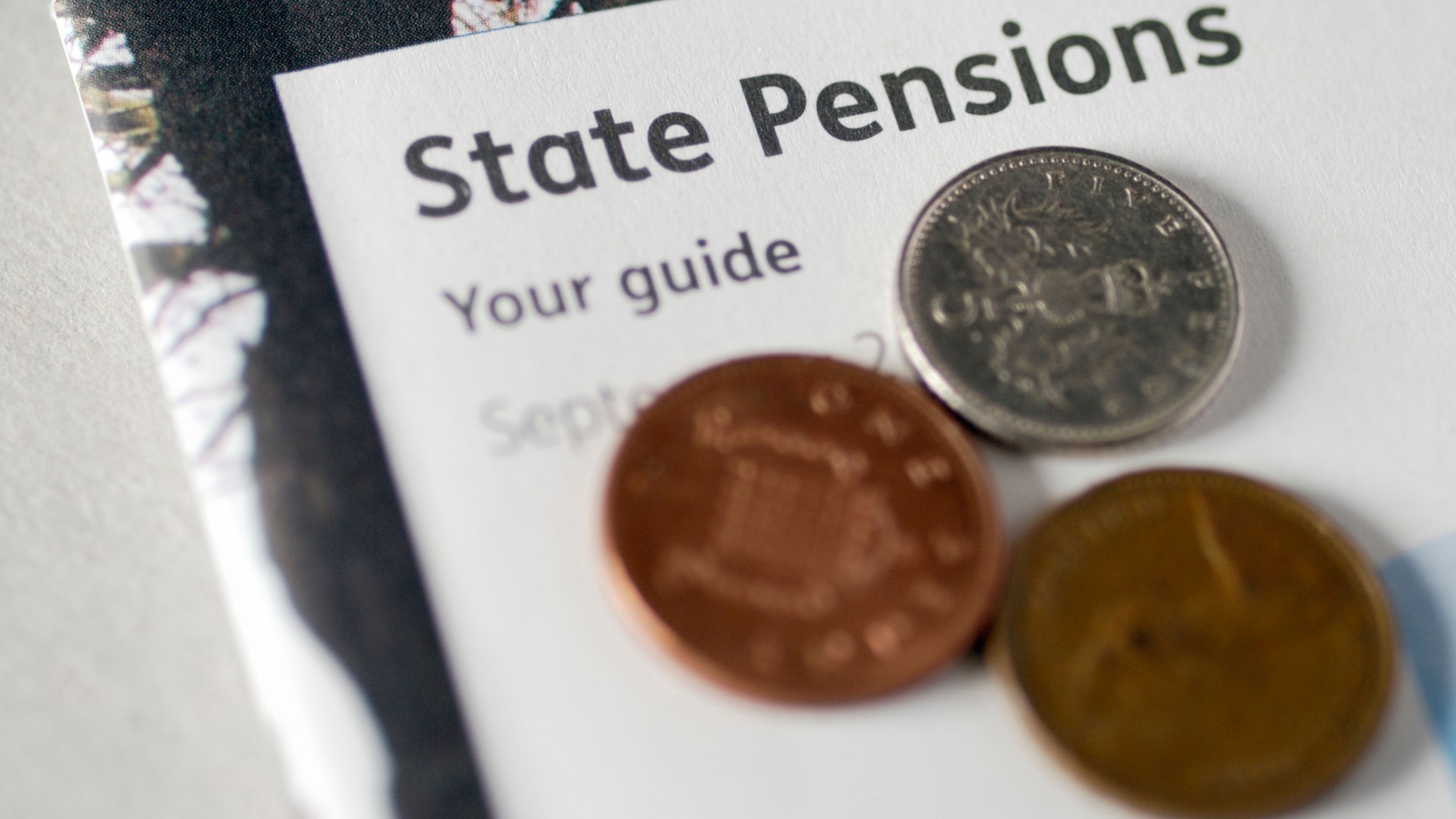 Hundreds of thousands of parents warned system error could mean they miss out on state pension payments