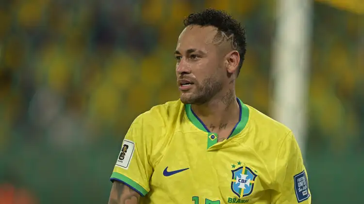 Neymar pays emotional tribute to late coach who discovered him