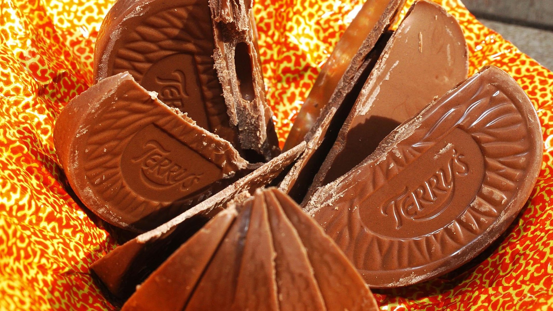 Supermarket giant slashes price of Terry’s Chocolate Orange to just £1 – and it’s the cheapest around