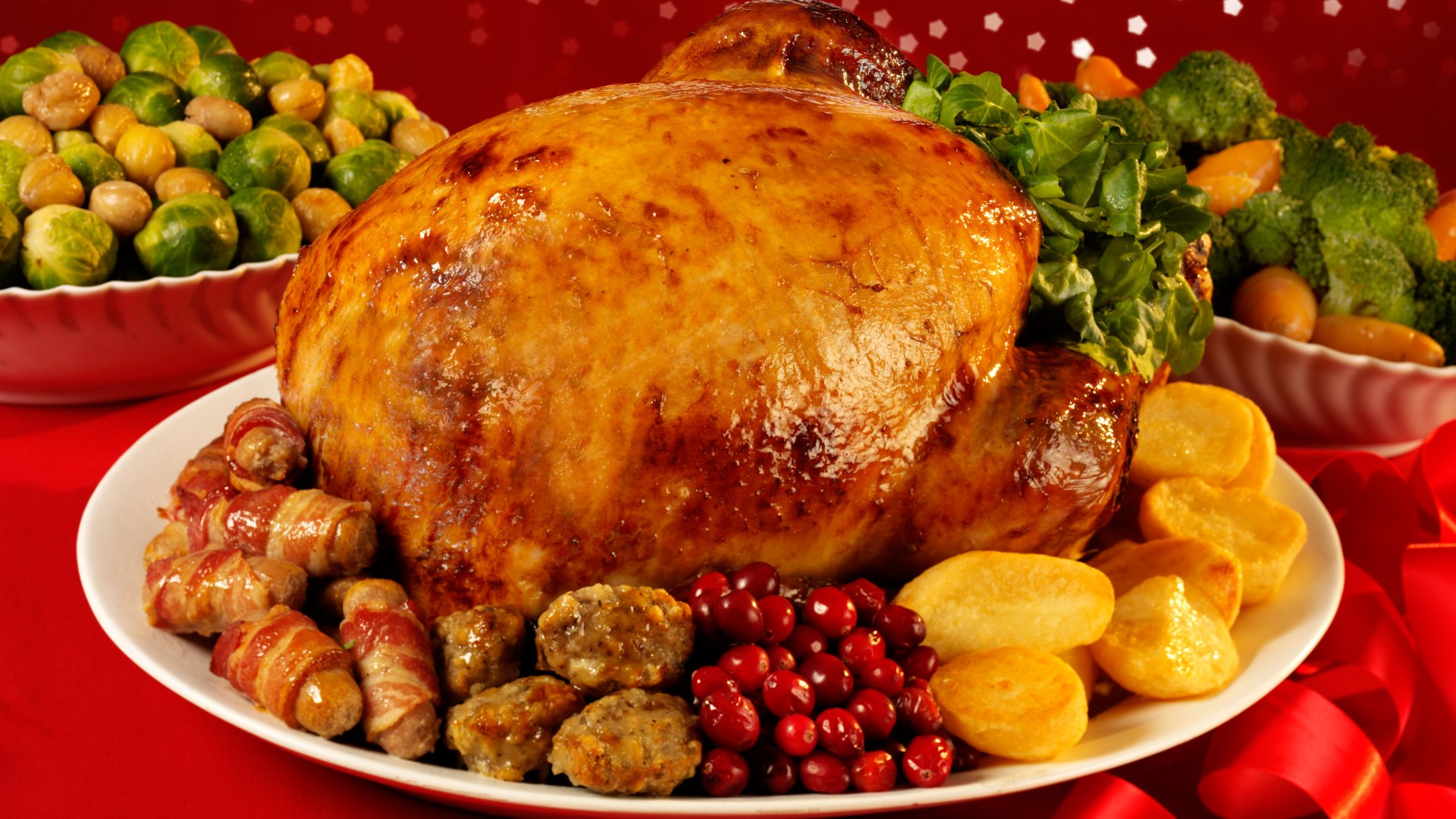 Cost of a family Christmas dinner jumps by inflation-busting 6.5 per cent, damning figures reveal