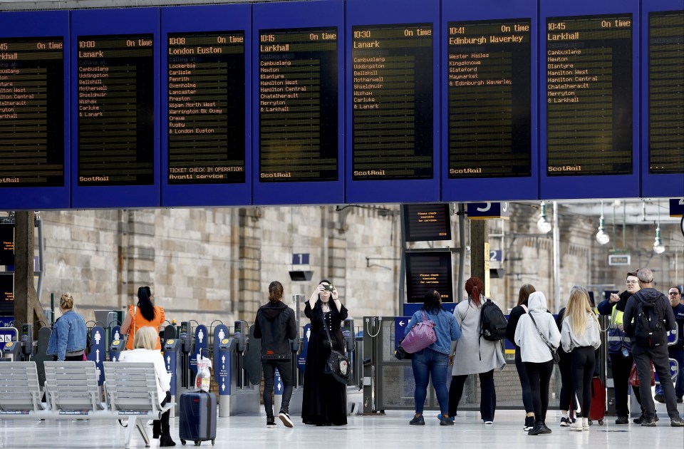 Passengers at Glasgow Central will face disruption