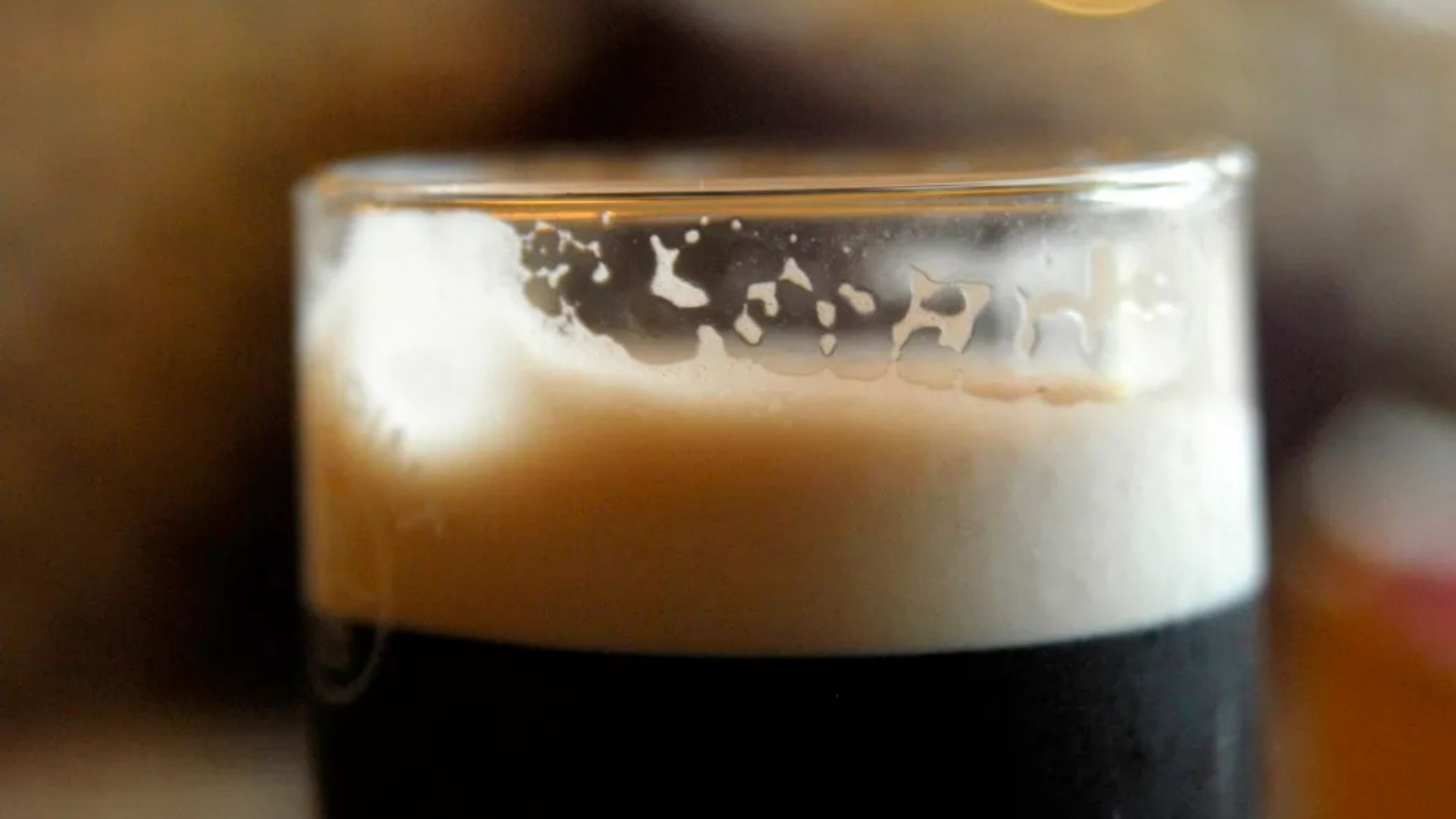 Shoppers rushing to buy Guinness gadget that helps drinkers pour pub-like pints at home