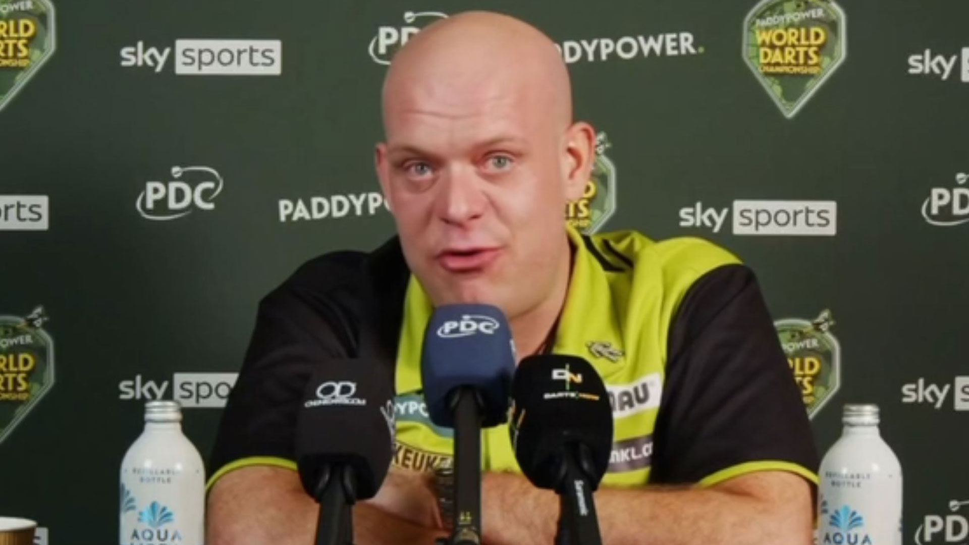 Michael van Gerwen pays tearful tribute to darts legend Wayne Mardle's wife Donna after tragic death aged 52