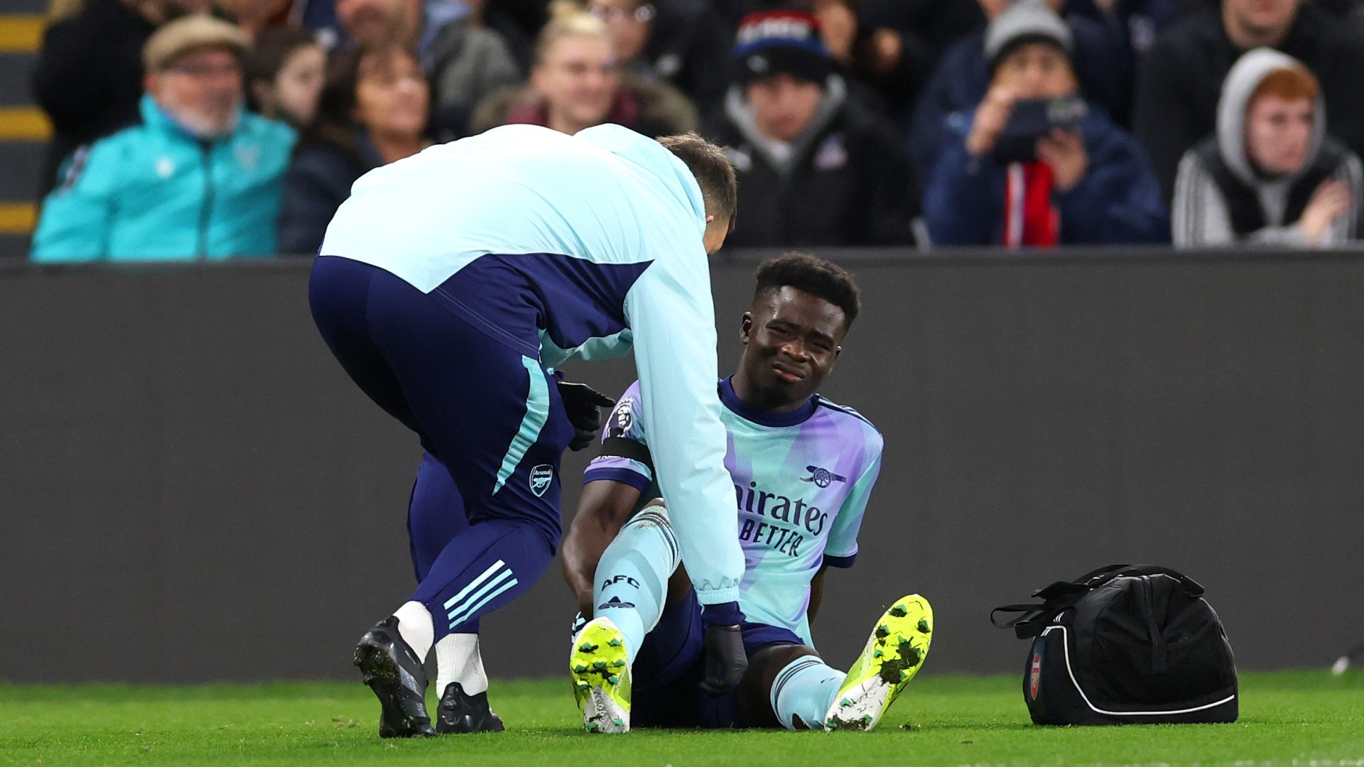 Huge Arsenal blow as Bukayo Saka forced off injured in Crystal Palace clash just days before hectic festive period