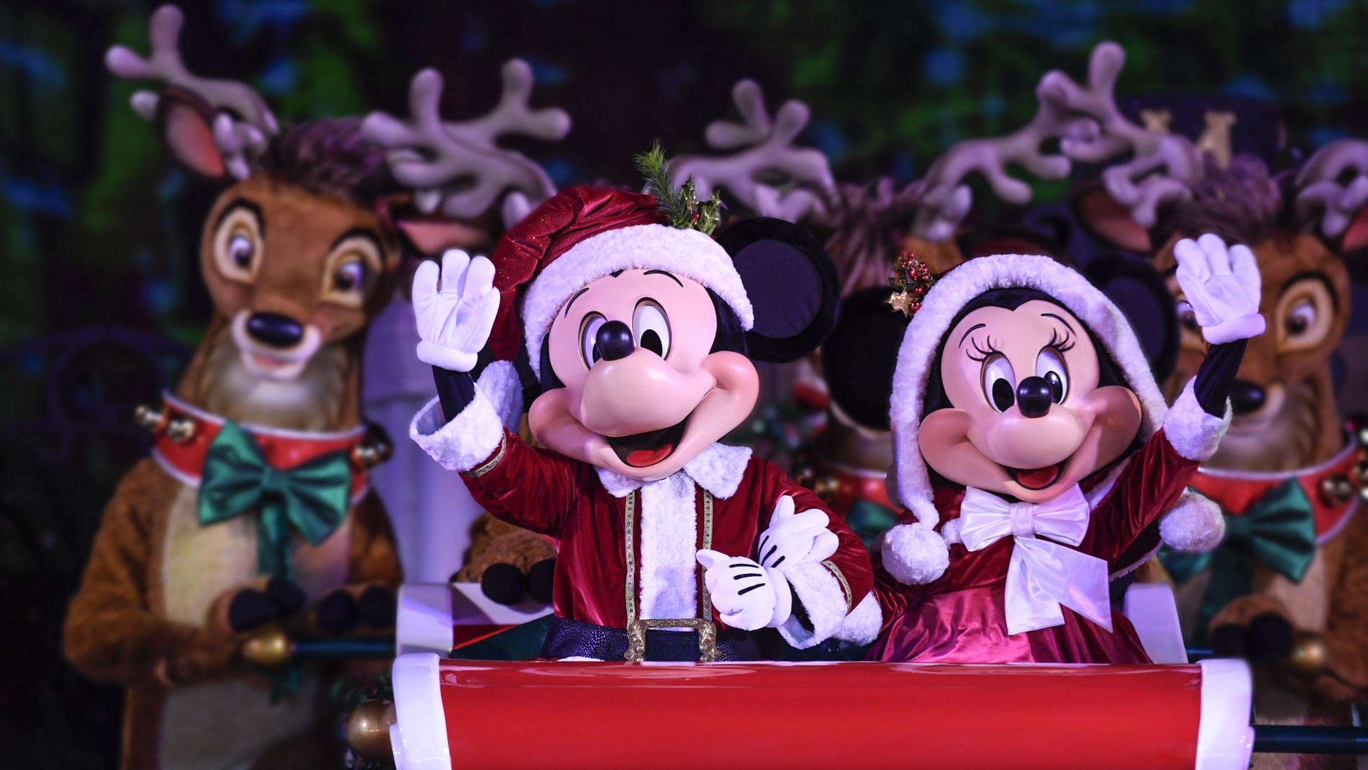 Theme park fan reveals why December 25 is the best day of the year to visit Disney World as staff hand out freebies