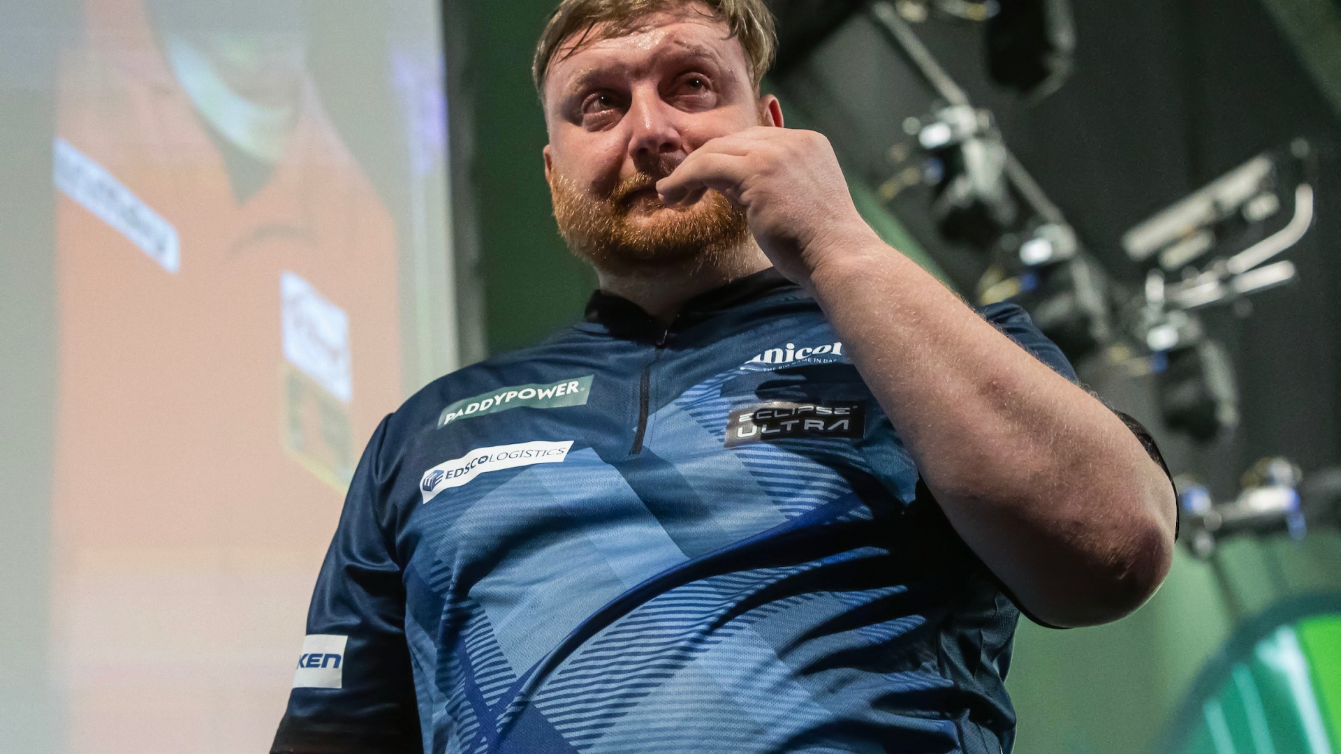 Cameron Menzies bursts into tears as he loses in first round of World Darts Championship to fan-favourite Leonard Gates