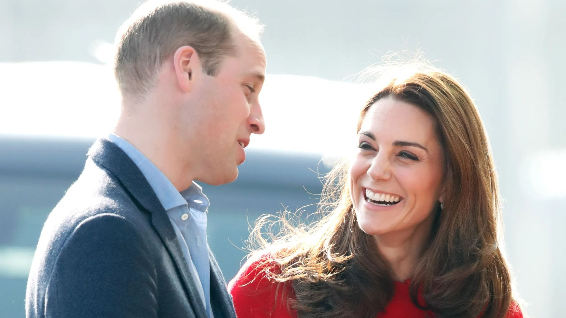 How Kate Middleton & Prince William really treat staff at Christmas & it’s VERY different to Meghan Markle’s approach