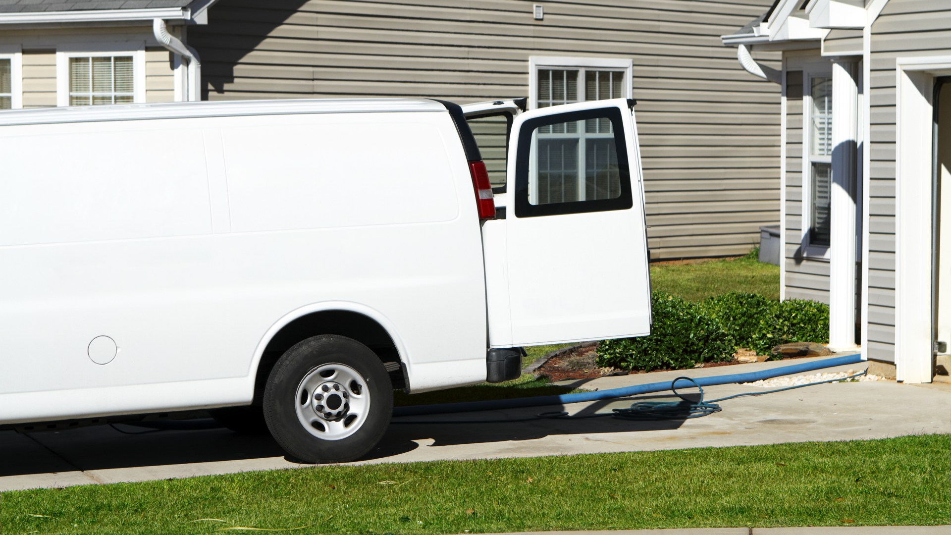 I’ll ruin my neighbour’s business if he doesn’t stop parking on my drive - it’s impossible to get anywhere when he’s in