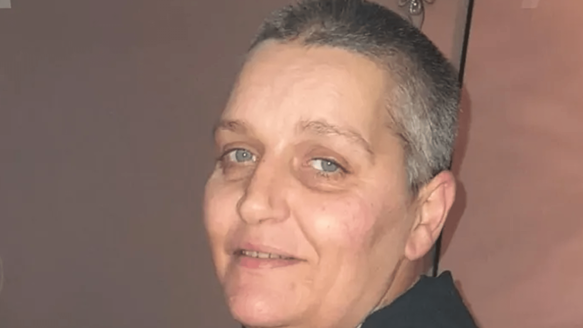 'Lovely' Scots mum-of-five, 47, dies after catching 'flu' over Christmas