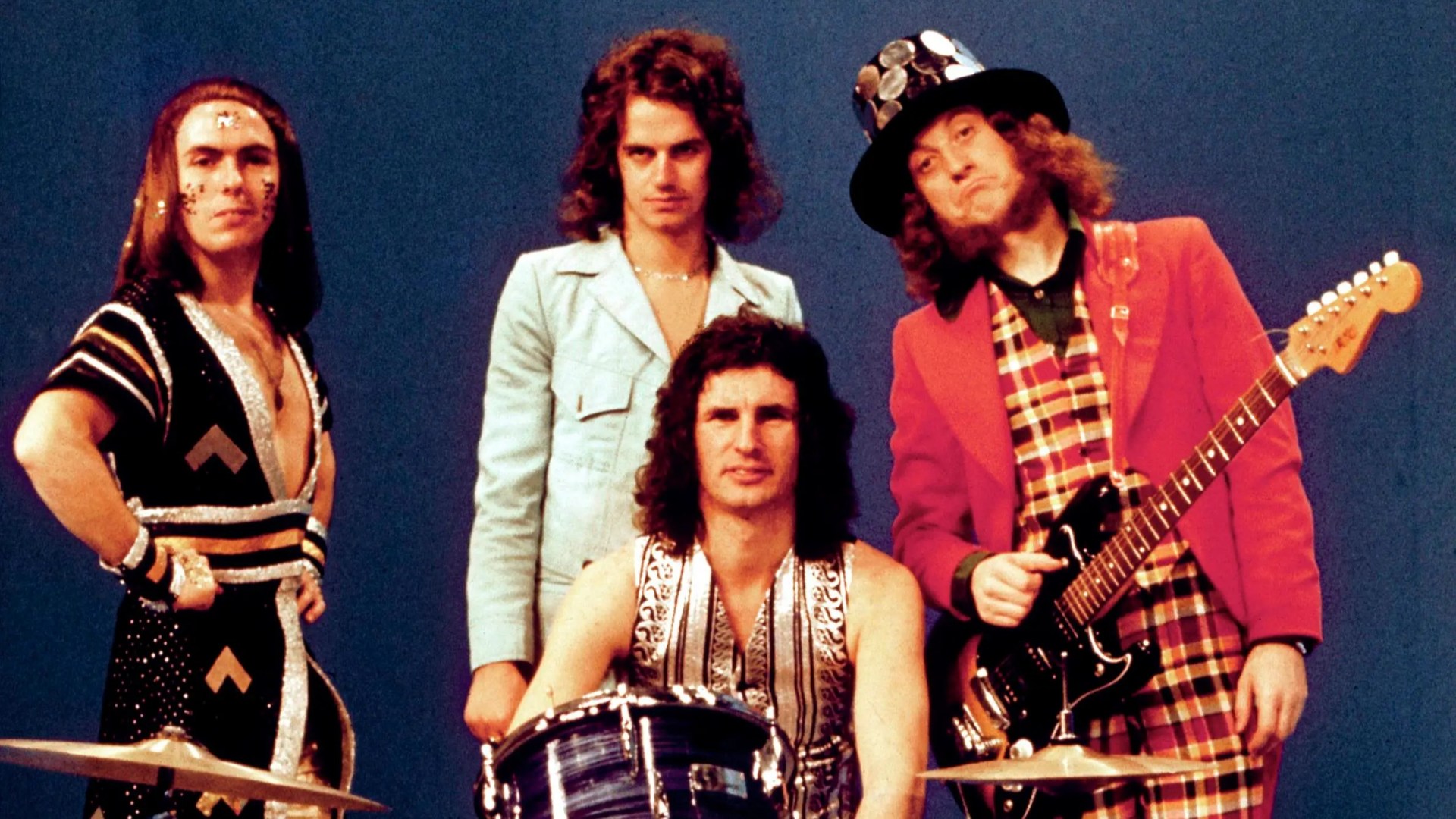 The bitter rows & tragedy that saw Slade go from biggest band in UK to cranking out Merry Xmas Everybody to tiny crowds