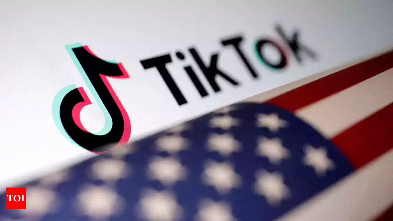 Trump Meets TikTok CEO As Ban Deadline Approaches